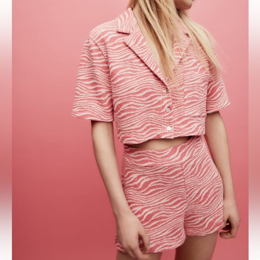 ZARA Printed jacquard shorts